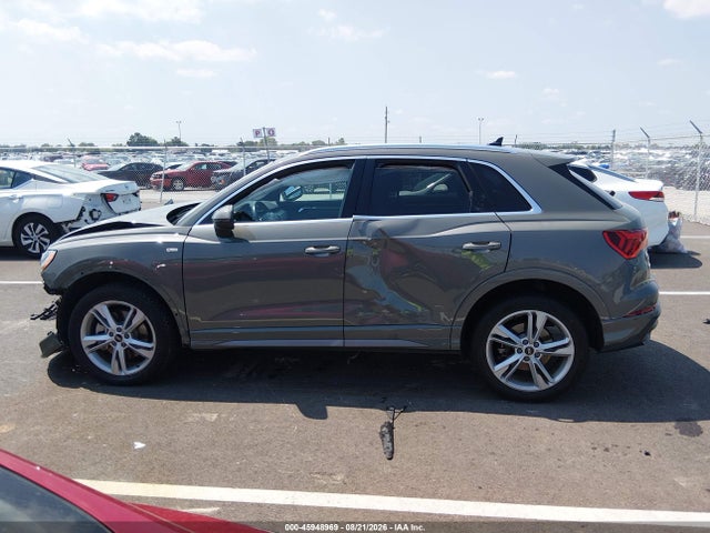 2021 Audi Q3 Premium 45 Tfsi S Line Quattro Tiptronic მანქანა იყიდება აუქციონზე, vin: WA1DECF34M1043353, აუქციონის ნომერი: 45948969