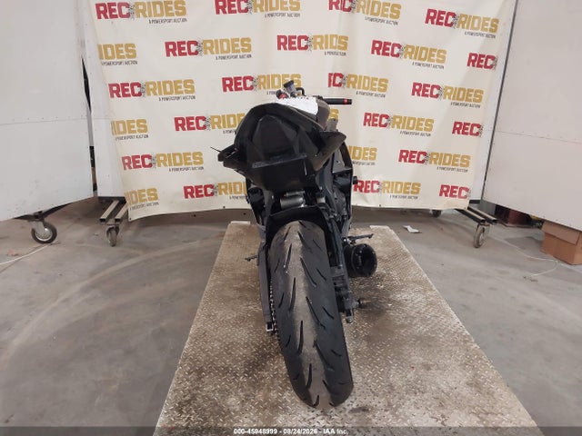 45948999 :رقم المزاد ، JYARJ16E78A005257 vin ، 2008 Yamaha Yzfr6 مزاد بيع