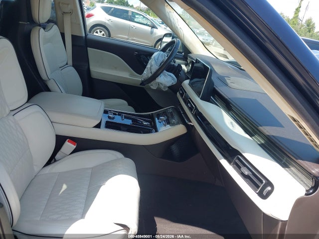 Продажа на аукционе авто 2023 Lincoln Aviator Black Label Grand Touring, vin: 5LMYJ9YY1PNL02711, номер лота: 45949001