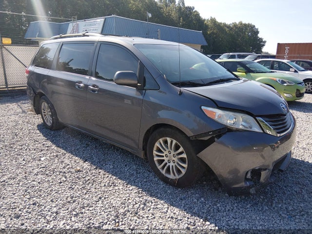 2011 Toyota Sienna Xle V6 მანქანა იყიდება აუქციონზე, vin: 5TDYK3DC0BS122361, აუქციონის ნომერი: 45949008