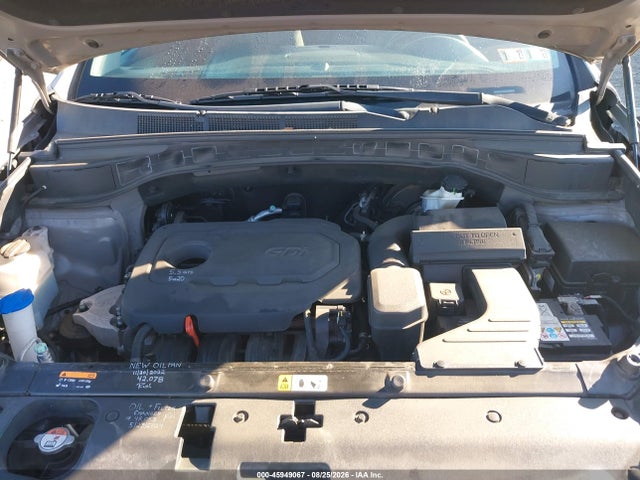 5NMZUDLB8HH050057 Hyundai Santa Fe Sport 2.4l
