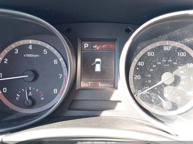 5NMZUDLB8HH050057 Hyundai Santa Fe Sport 2.4l
