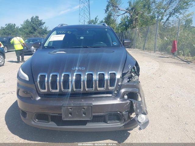 45949092 :رقم المزاد ، 1C4PJMCB3GW359270 vin ، 2016 Jeep Cherokee Latitude مزاد بيع
