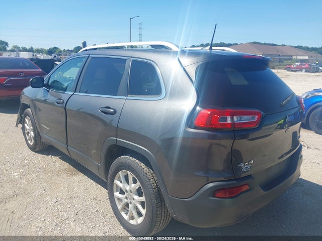 45949092 :رقم المزاد ، 1C4PJMCB3GW359270 vin ، 2016 Jeep Cherokee Latitude مزاد بيع