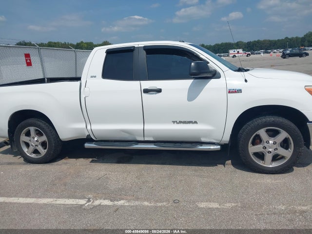Продажа на аукционе авто 2013 Toyota Tundra Grade 5.7l V8, vin: 5TFUW5F14DX307777, номер лота: 45949098