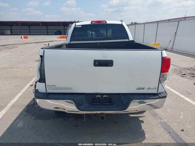 Продажа на аукционе авто 2013 Toyota Tundra Grade 5.7l V8, vin: 5TFUW5F14DX307777, номер лота: 45949098