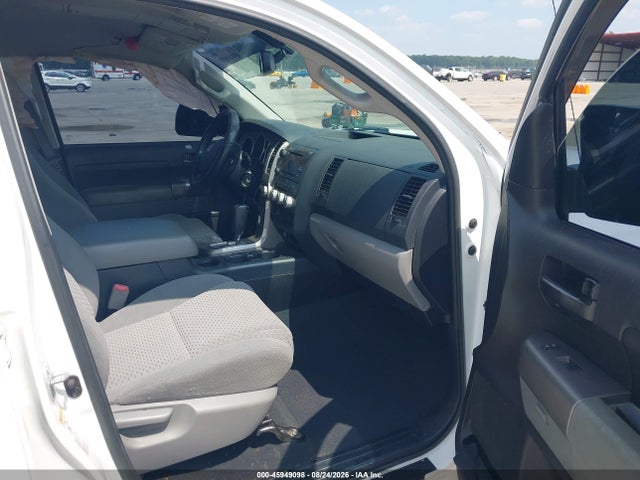 Продажа на аукционе авто 2013 Toyota Tundra Grade 5.7l V8, vin: 5TFUW5F14DX307777, номер лота: 45949098