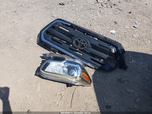 2016 Toyota Tacoma Sr5 V6 მანქანა იყიდება აუქციონზე, vin: 3TMCZ5AN9GM002217, აუქციონის ნომერი: 45949173