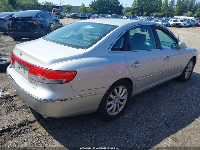 2006 Hyundai Azera Limited/se მანქანა იყიდება აუქციონზე, vin: KMHFC46F06A133814, აუქციონის ნომერი: 45949180