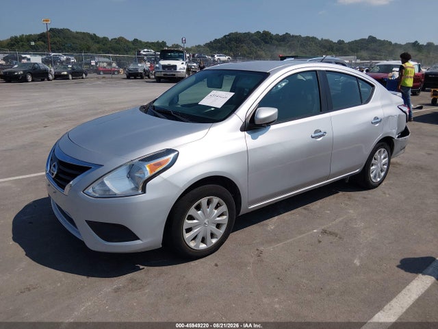 45949220 :رقم المزاد ، 3N1CN7AP0JK413245 vin ، 2018 Nissan Versa 1.6 Sv مزاد بيع