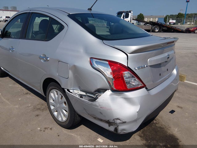 45949220 :رقم المزاد ، 3N1CN7AP0JK413245 vin ، 2018 Nissan Versa 1.6 Sv مزاد بيع