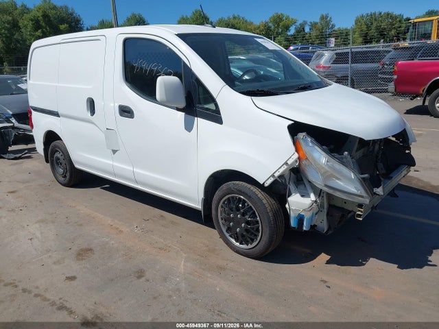 45949367 :رقم المزاد ، 3N6CM0KN1FK695162 vin ، 2015 Nissan Nv200 Sv مزاد بيع