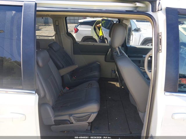 45949381 :رقم المزاد ، 2A8HR54P88R783575 vin ، 2008 Chrysler Town & Country Touring مزاد بيع