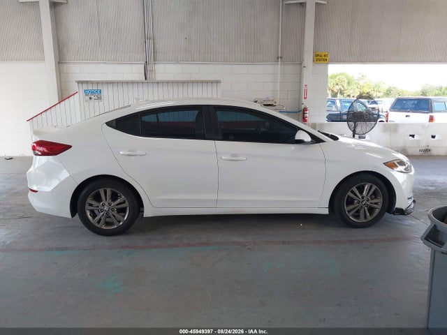 45949397 :رقم المزاد ، 5NPD84LF1HH192013 vin ، 2017 Hyundai Elantra Se مزاد بيع