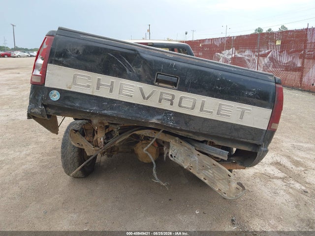 Auction sale of the 1995 Chevrolet Gmt-400 C1500, vin: 2GCEC19ZXS1287519, lot number: 45949421