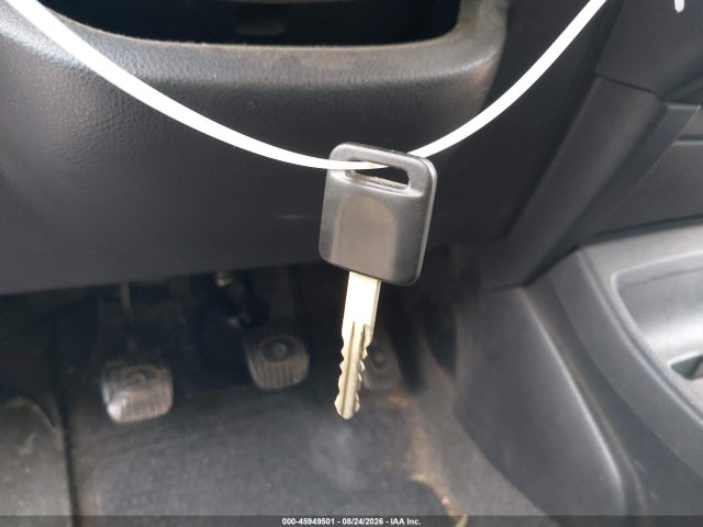 2011 Nissan Versa 1.8s მანქანა იყიდება აუქციონზე, vin: 3N1BC1AP3BL447240, აუქციონის ნომერი: 45949501