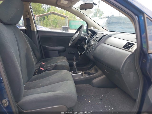 2011 Nissan Versa 1.8s მანქანა იყიდება აუქციონზე, vin: 3N1BC1AP3BL447240, აუქციონის ნომერი: 45949501