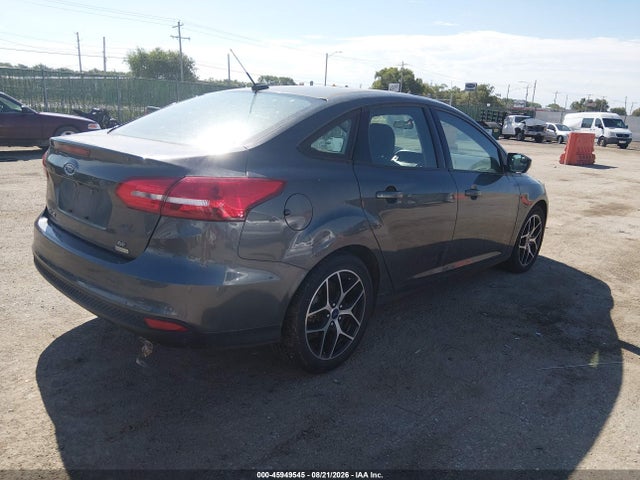 Ford FOCUS SE 2017 1FADP3FE3HL292731 Image 4