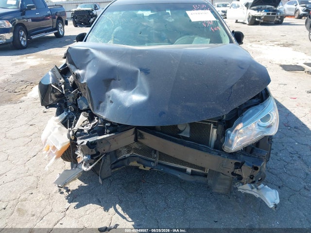 45949587 :رقم المزاد ، 4T1BF1FK8GU137711 vin ، 2016 Toyota Camry Le مزاد بيع