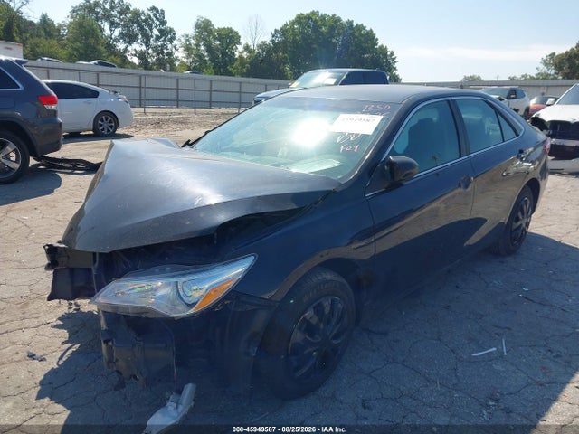 45949587 :رقم المزاد ، 4T1BF1FK8GU137711 vin ، 2016 Toyota Camry Le مزاد بيع
