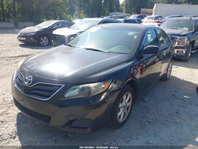 45949603 :رقم المزاد ، 4T1BF3EK0BU183880 vin ، 2011 Toyota Camry Le مزاد بيع