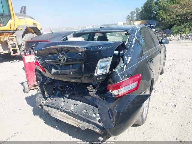 45949603 :رقم المزاد ، 4T1BF3EK0BU183880 vin ، 2011 Toyota Camry Le مزاد بيع