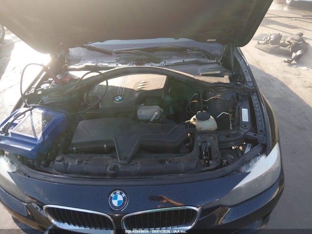 Продажа на аукционе авто 2013 Bmw 328i, vin: WBA3A5G52DNP24089, номер лота: 45949604