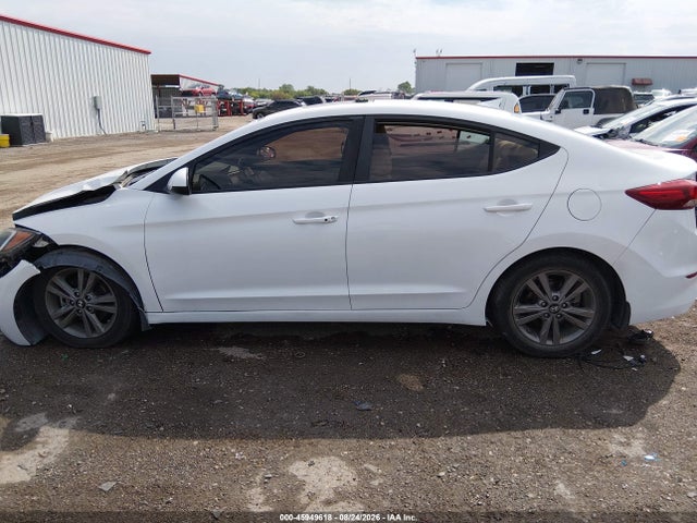 Продаж на аукціоні авто 2018 Hyundai Elantra Value Edition, vin: 5NPD84LF8JH301136, номер лоту: 45949618