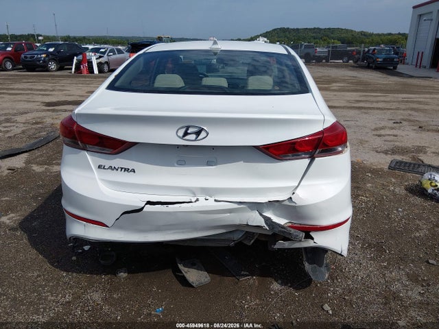 Продаж на аукціоні авто 2018 Hyundai Elantra Value Edition, vin: 5NPD84LF8JH301136, номер лоту: 45949618