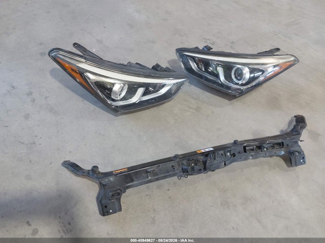 45949627 :رقم المزاد ، 5XYZU3LB4HG384753 vin ، 2017 Hyundai Santa Fe Sport 2.4l مزاد بيع