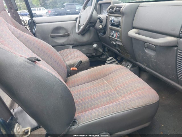 Продажа на аукционе авто 2000 Jeep Wrangler Sport, vin: 1J4FA49S0YP721175, номер лота: 45949649