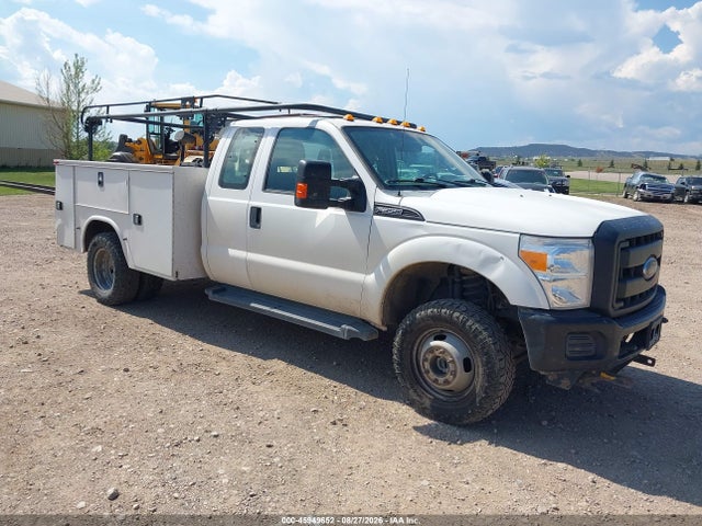 45949652 :رقم المزاد ، 1FT8X3D64GEC32919 vin ، 2016 Ford F-350 Xl مزاد بيع