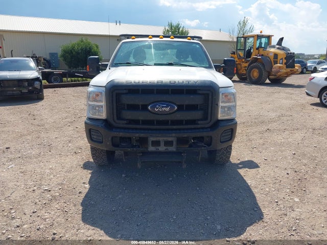 45949652 :رقم المزاد ، 1FT8X3D64GEC32919 vin ، 2016 Ford F-350 Xl مزاد بيع