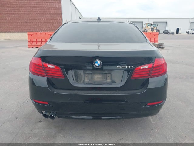 Продажа на аукционе авто 2015 Bmw 528i, vin: WBA5A5C58FD523580, номер лота: 45949700
