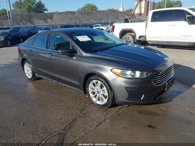 45949735 :رقم المزاد ، 3FA6P0LUXKR226964 vin ، 2019 Ford Fusion Hybrid Se مزاد بيع