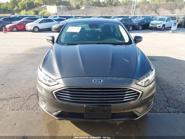 45949735 :رقم المزاد ، 3FA6P0LUXKR226964 vin ، 2019 Ford Fusion Hybrid Se مزاد بيع