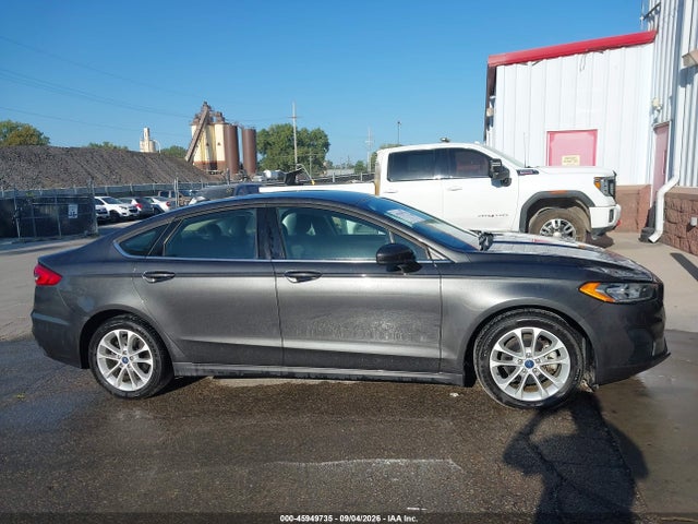 45949735 :رقم المزاد ، 3FA6P0LUXKR226964 vin ، 2019 Ford Fusion Hybrid Se مزاد بيع