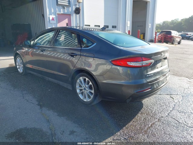 45949735 :رقم المزاد ، 3FA6P0LUXKR226964 vin ، 2019 Ford Fusion Hybrid Se مزاد بيع