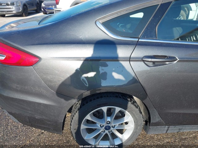 45949735 :رقم المزاد ، 3FA6P0LUXKR226964 vin ، 2019 Ford Fusion Hybrid Se مزاد بيع