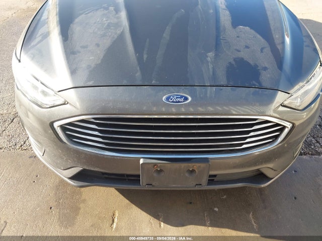 45949735 :رقم المزاد ، 3FA6P0LUXKR226964 vin ، 2019 Ford Fusion Hybrid Se مزاد بيع