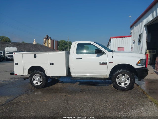 45949740 :رقم المزاد ، 3C7WR5AJ5JG289249 vin ، 2018 Ram 2500 Tradesman  4x4 8' Box مزاد بيع