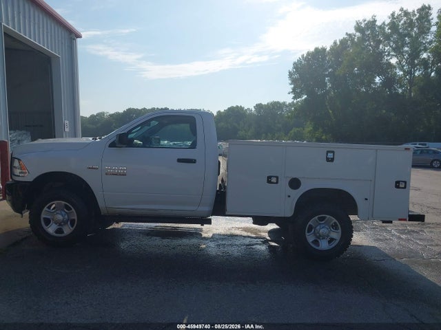 45949740 :رقم المزاد ، 3C7WR5AJ5JG289249 vin ، 2018 Ram 2500 Tradesman  4x4 8' Box مزاد بيع