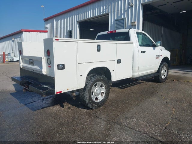 45949740 :رقم المزاد ، 3C7WR5AJ5JG289249 vin ، 2018 Ram 2500 Tradesman  4x4 8' Box مزاد بيع