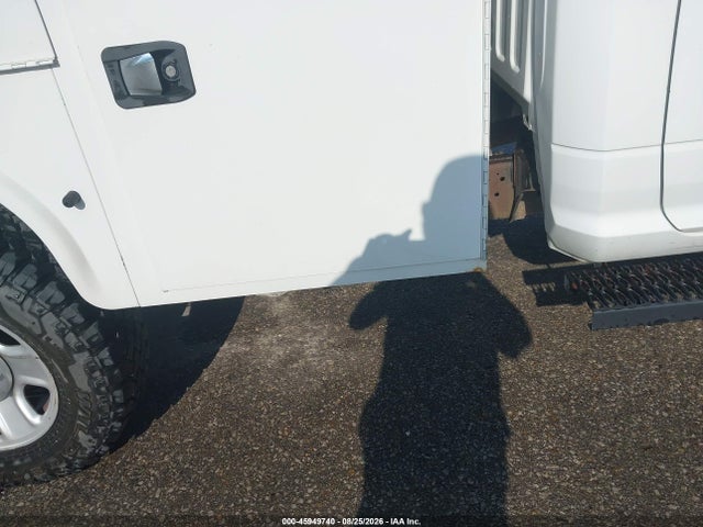 45949740 :رقم المزاد ، 3C7WR5AJ5JG289249 vin ، 2018 Ram 2500 Tradesman  4x4 8' Box مزاد بيع