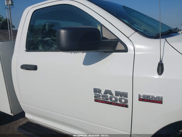 45949740 :رقم المزاد ، 3C7WR5AJ5JG289249 vin ، 2018 Ram 2500 Tradesman  4x4 8' Box مزاد بيع