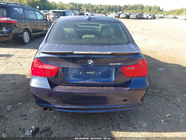 2011 Bmw 328i Xdrive მანქანა იყიდება აუქციონზე, vin: WBAPK5G55BNN30281, აუქციონის ნომერი: 45949745
