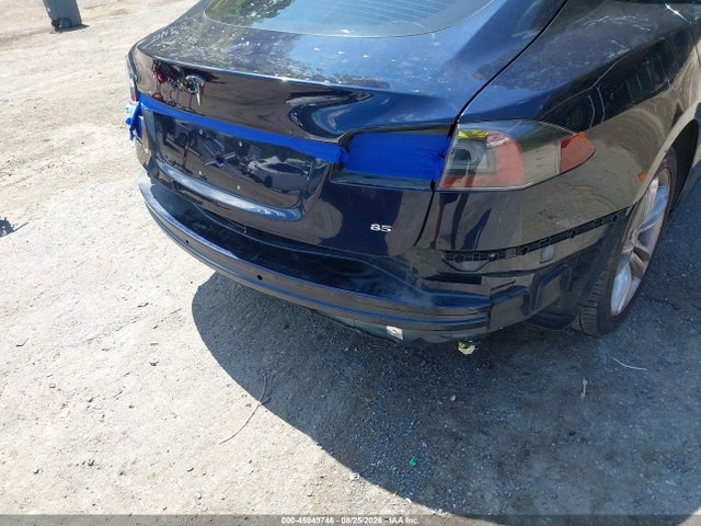Tesla Model S P85 2014 5YJSA1H19EFP51146 Image 21