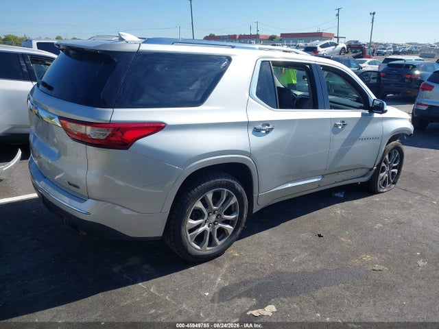 45949785 :رقم المزاد ، 1GNERKKW6JJ135933 vin ، 2018 Chevrolet Traverse Premier مزاد بيع