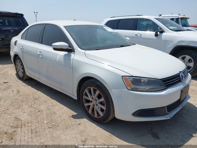 2014 Volkswagen Jetta 1.8t Se მანქანა იყიდება აუქციონზე, vin: 3VWD07AJ1EM413600, აუქციონის ნომერი: 45949786