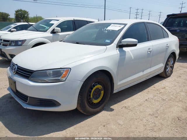 2014 Volkswagen Jetta 1.8t Se მანქანა იყიდება აუქციონზე, vin: 3VWD07AJ1EM413600, აუქციონის ნომერი: 45949786